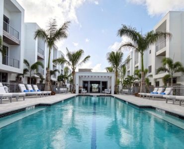 Moderne Boca New Construction