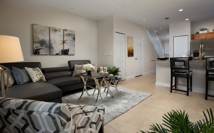 Charleston Commons West Palm Beach