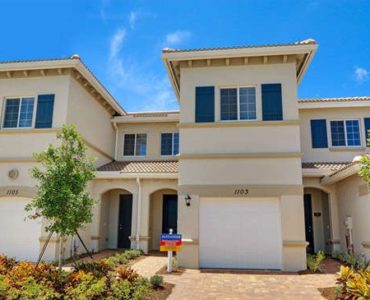 Lake Worth New Townhomes